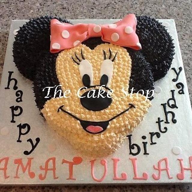 Minnie Mouse - Decorated Cake by zahra - CakesDecor