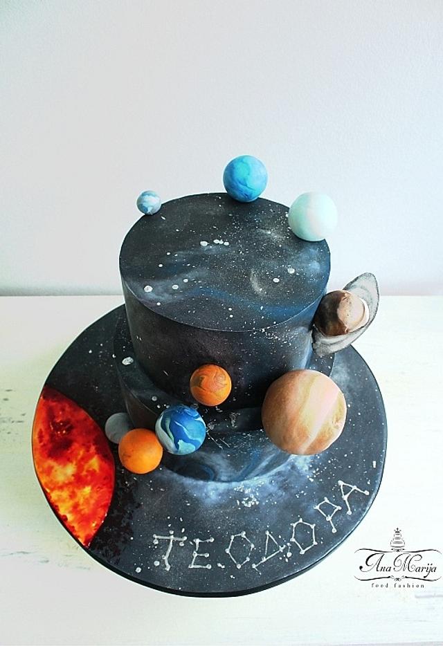 *Solar system cake*
