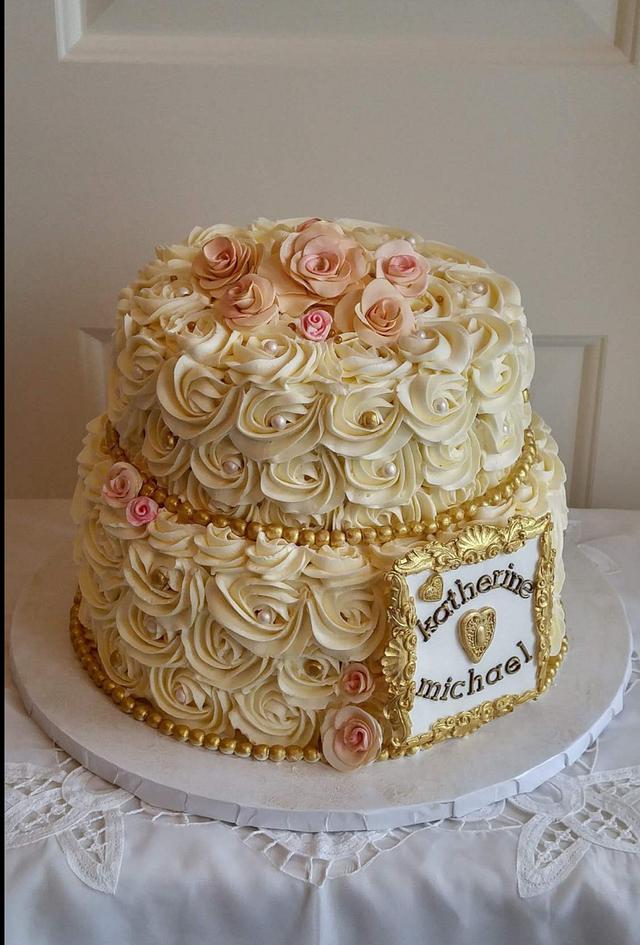 Buttercream Rosettes - Decorated Cake by Enza - Sweet-E - CakesDecor