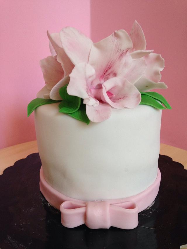 Orchidee - Decorated Cake by Nennescake - CakesDecor