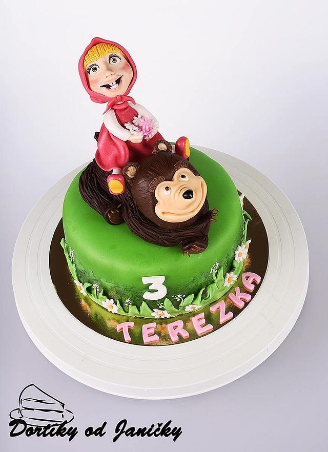 Masha and the bear Cake by dortikyodjanicky CakesDecor