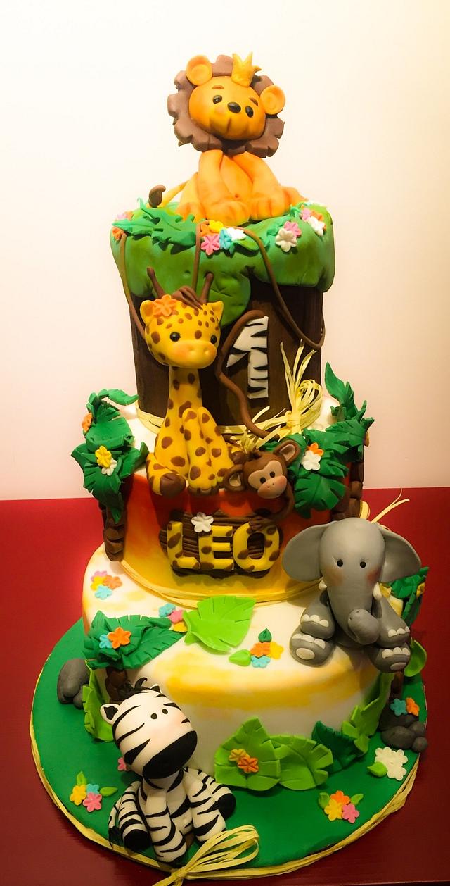 Jungle cake - Decorated Cake by Sabrina Placentino - CakesDecor