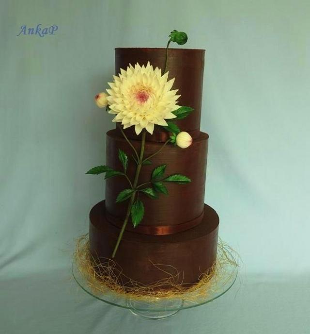 Dhalia and caramel threads Decorated Cake by AnkaP CakesDecor