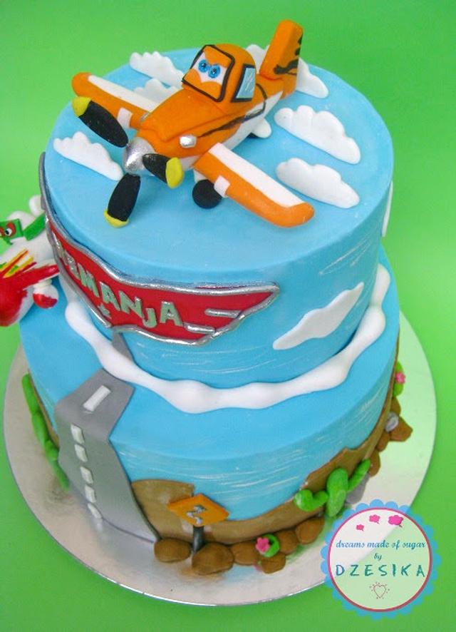 Disney Planes Cake Cake By Dzesikine Figurice I Torte CakesDecor   H1xq5qt34zm6tn3nlpvo 