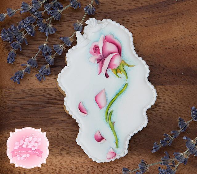 Beautiful Royal Icing Floral Cookies with a Vintage Background 🌹🌸⚜