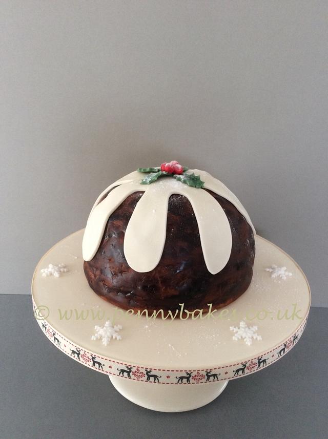 Christmas pudding cake! - Decorated Cake by Popsue - CakesDecor