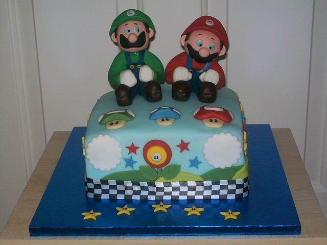 mario luigi cake