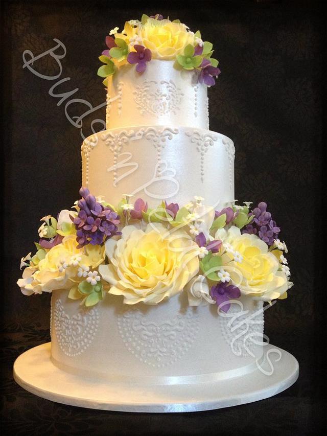 Spring Wedding Cakes 9 Wedding Cake Trends That Will Be Huge In