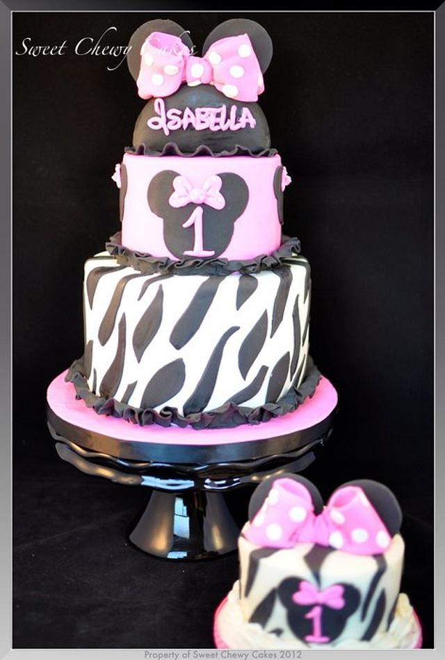 Isabella 1st Birthday cakes
