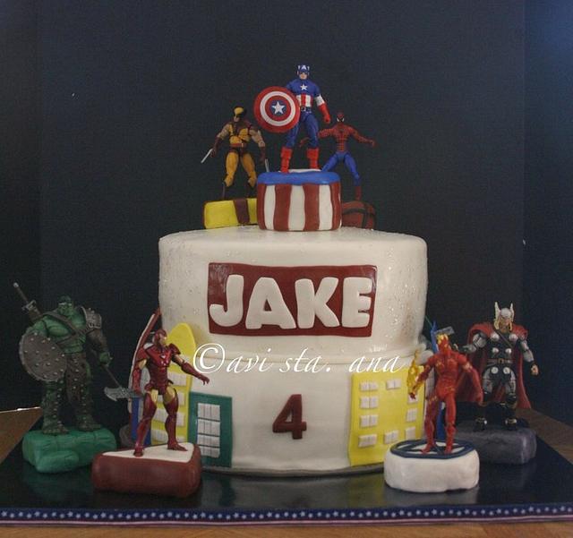 Marvel Superheroes cake