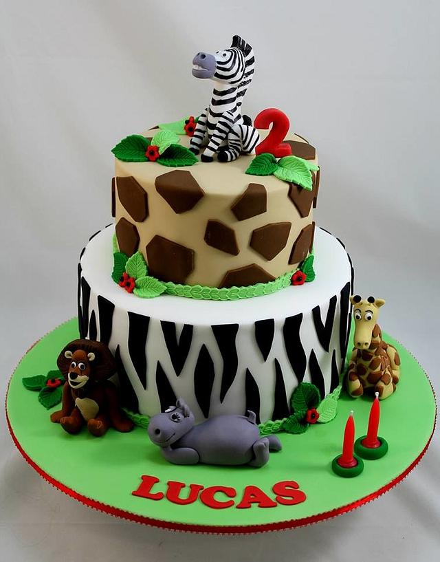 Madagascar jungle - Decorated Cake by Kake Krumbs - CakesDecor