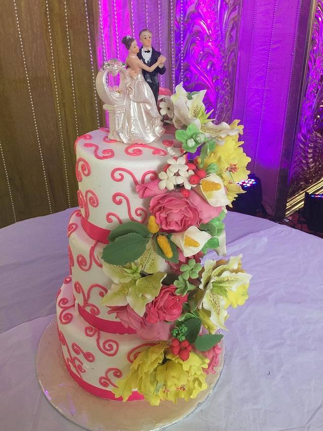 Wedding cascade !!! Decorated Cake by Anu CakesDecor