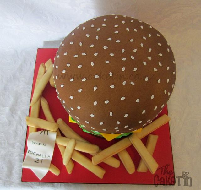 big-mac-cake-cake-by-the-cake-tin-cakesdecor