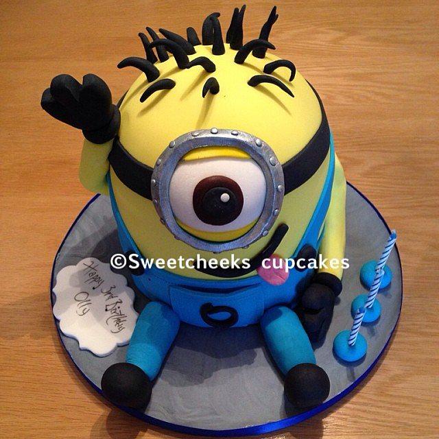 Minion Birthday cake - Decorated Cake by Amy Archibald - CakesDecor