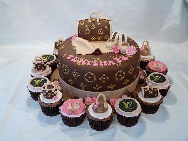 Louis Vuitton Round Cake Bow Set cupcakes