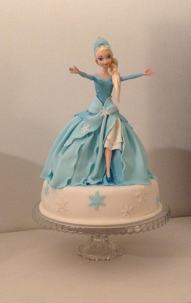 Elza from Frozen - Decorated Cake by Ria123 - CakesDecor