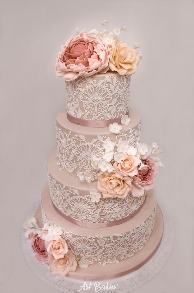 Lace Wedding Cake - Decorated Cake by Art Bakin’ - CakesDecor