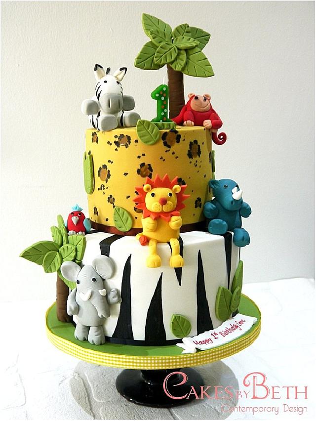 Jungle birthday cake - Cake by Beth Mottershead - CakesDecor