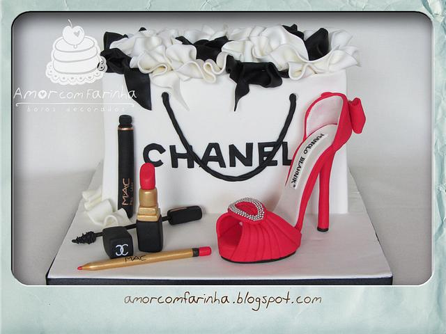 Haute Couture - Cake by AmorcomFarinha - CakesDecor