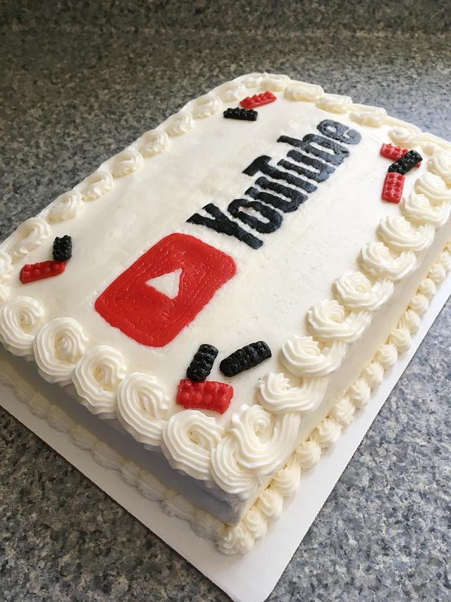 YouTube - Decorated Cake by Wendy Army - CakesDecor