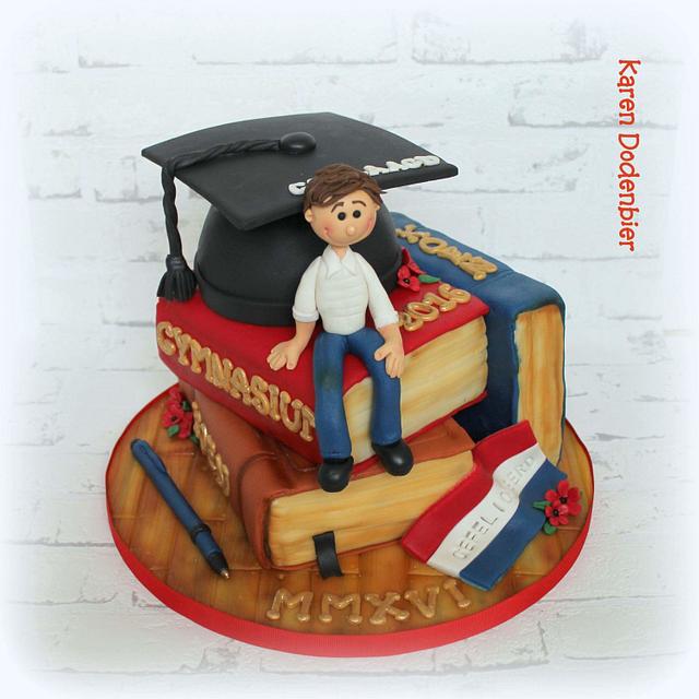 Graduation cake! - Decorated Cake by Karen Dodenbier - CakesDecor