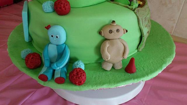 Cbeebies cake for my little girls 1st birthday! 