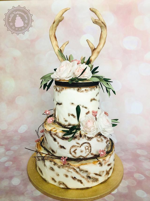 Wood wedding cake - Decorated Cake by MellisTortenzauber - CakesDecor