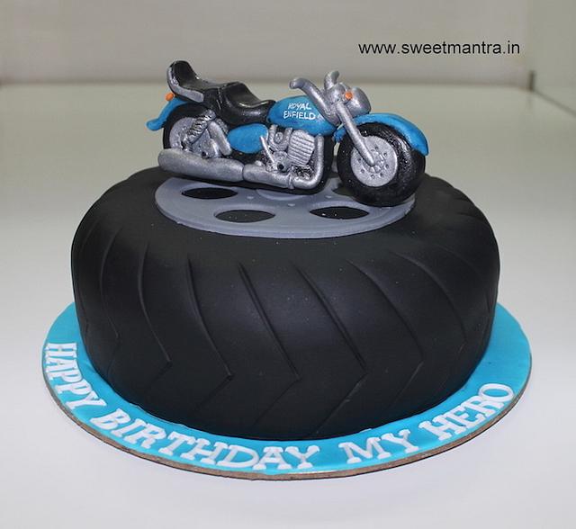 Tire Cake with 3D Motorbike - كيكة يوم ميلاد – Tasmeem