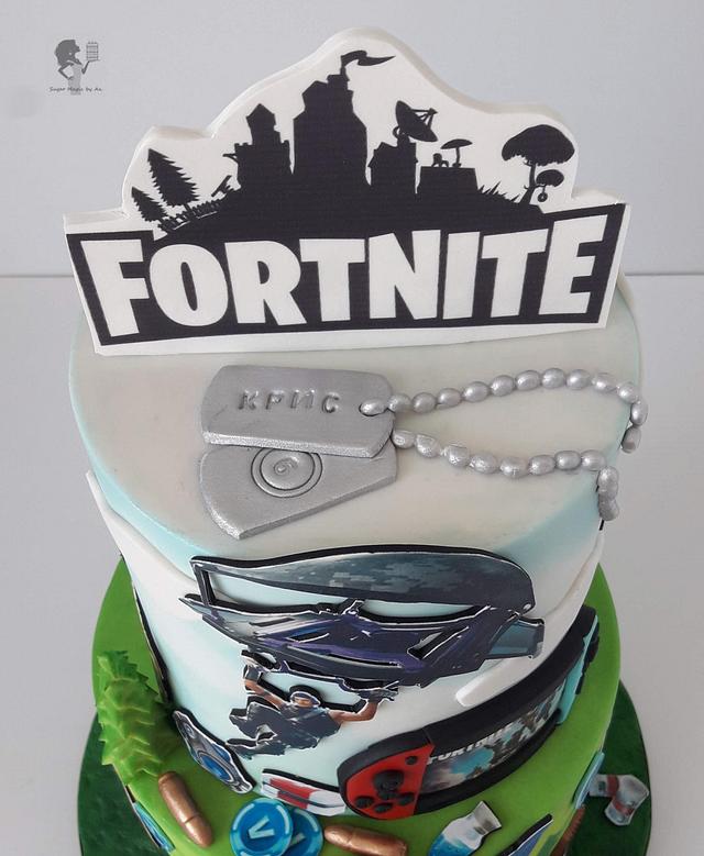 Fortnite - Cake by Antonia Lazarova - CakesDecor