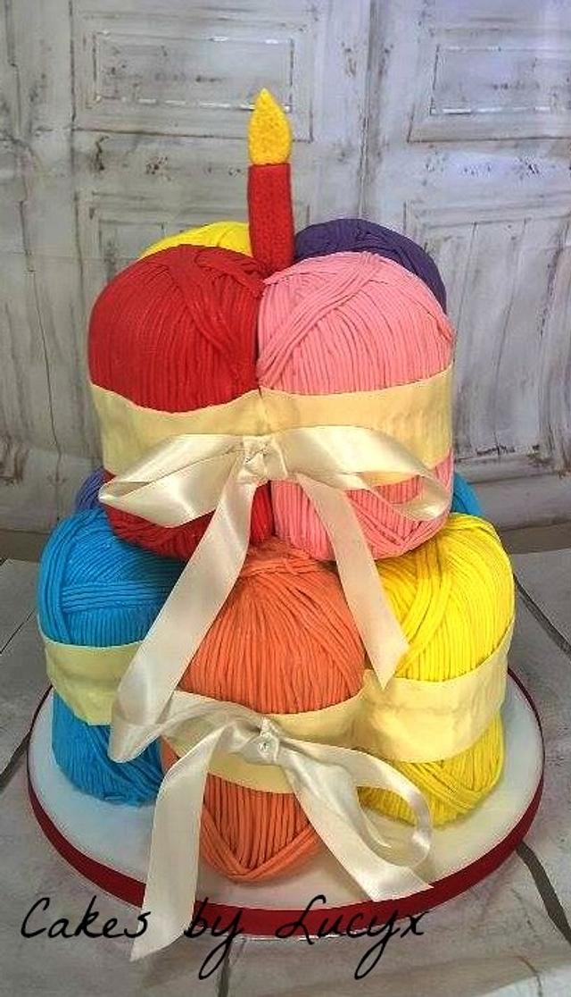 balls of wool cake Decorated Cake by keelytia CakesDecor