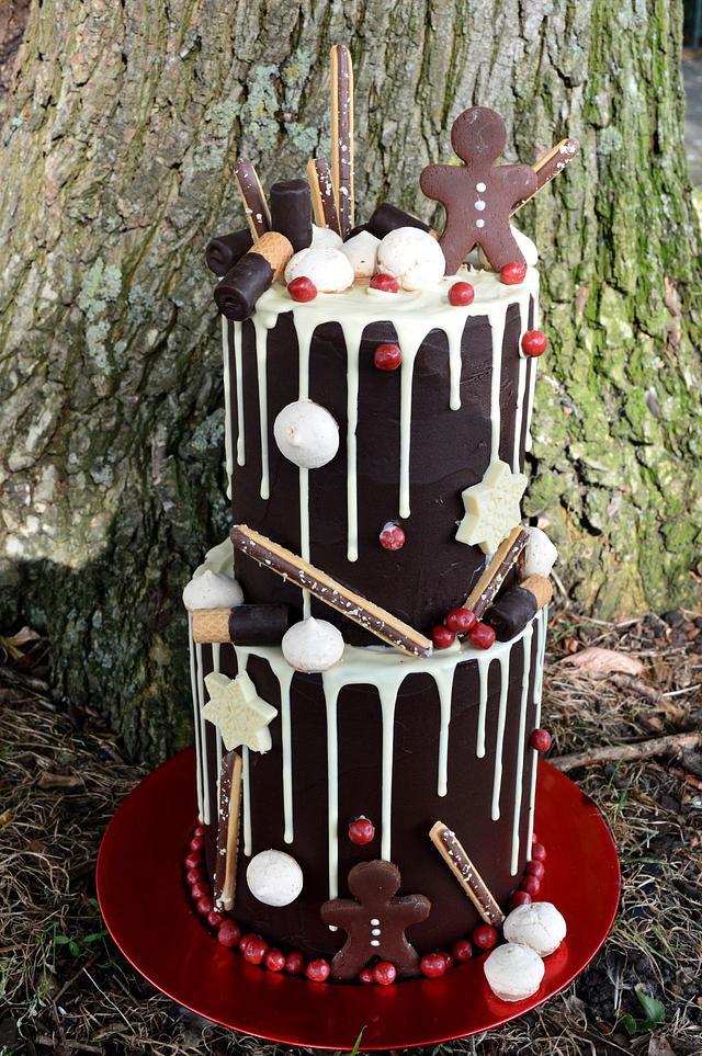 winter drip cake - Decorated Cake by Sabsy Cake Dreams - CakesDecor