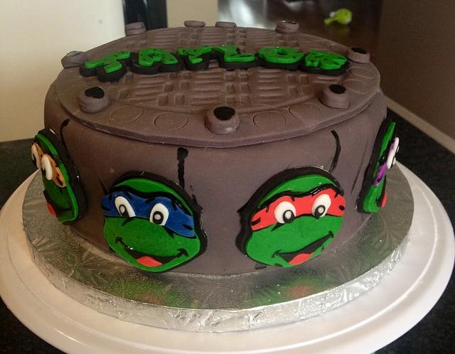 TMNT - Decorated Cake by Jennifer Jeffrey - CakesDecor