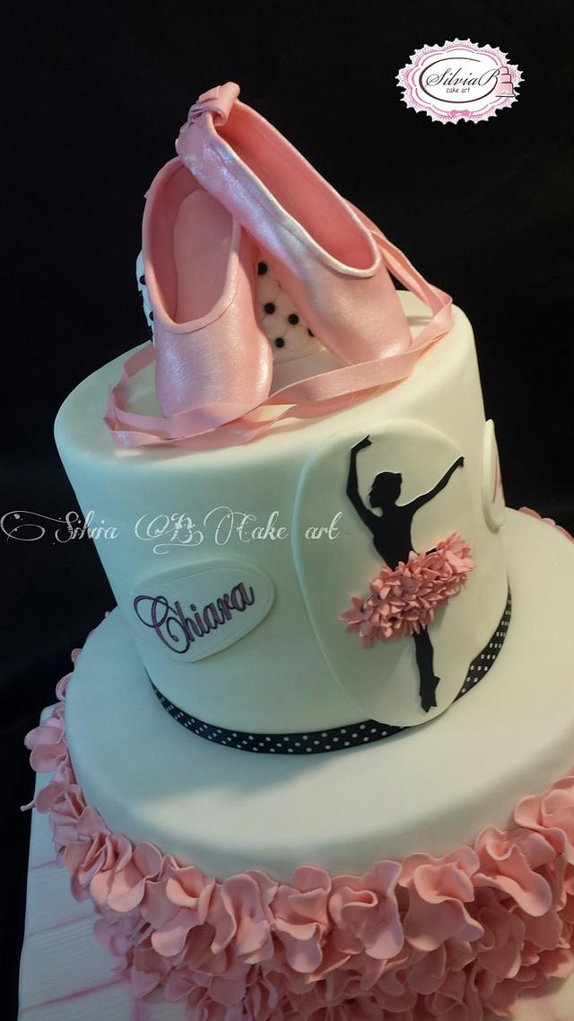 The Dancer Decorated Cake By Silvia Bcake Art Cakesdecor 