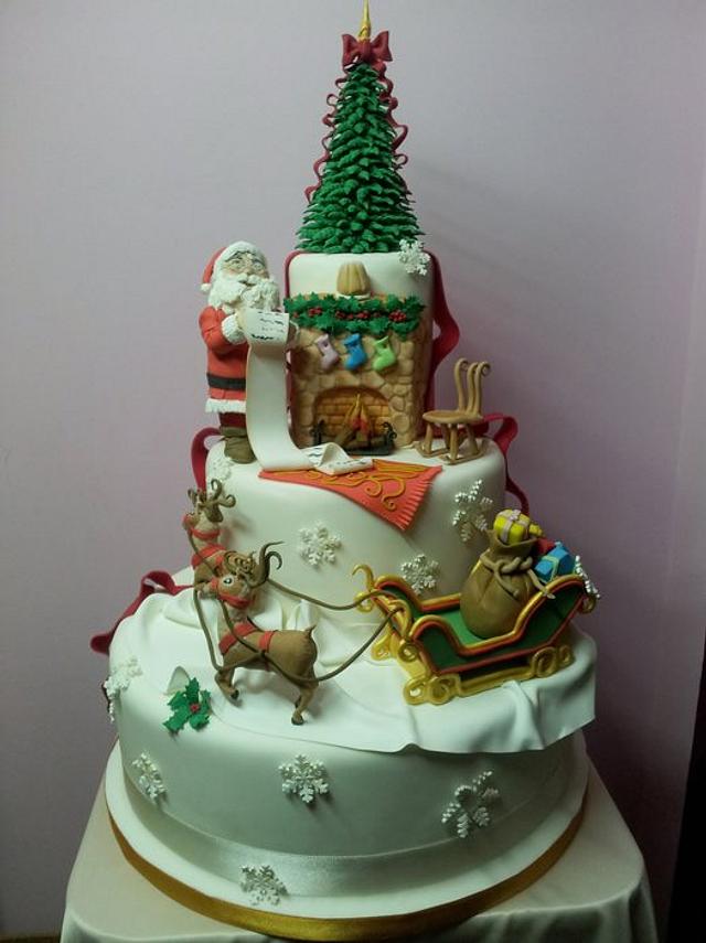 Dolce Natale - Decorated Cake by Lucia Busico - CakesDecor