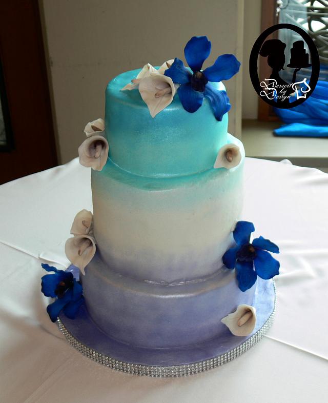 Shades of blue - cake by Dessert By Design (Krystle) - CakesDecor
