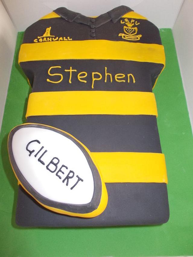 Chiefs Rugby Jersey Cake - Decorated Cake by - CakesDecor