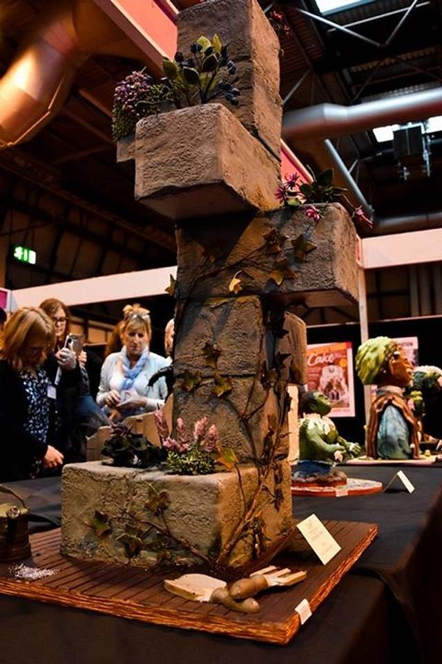 garden sculpture for cake international Decorated Cake CakesDecor