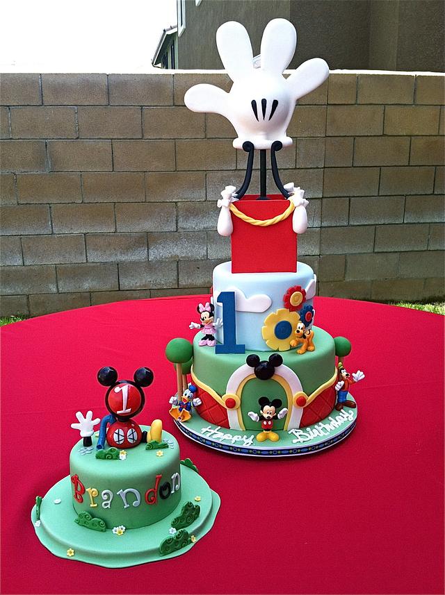 Mickey Mouse Birthday Cake 