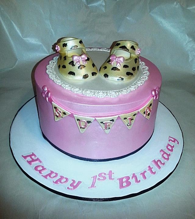 Happy 1st Birthday - Cake by The Custom Piece of Cake - CakesDecor