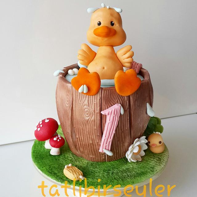 ducky cake Decorated Cake by tatlibirseyler CakesDecor