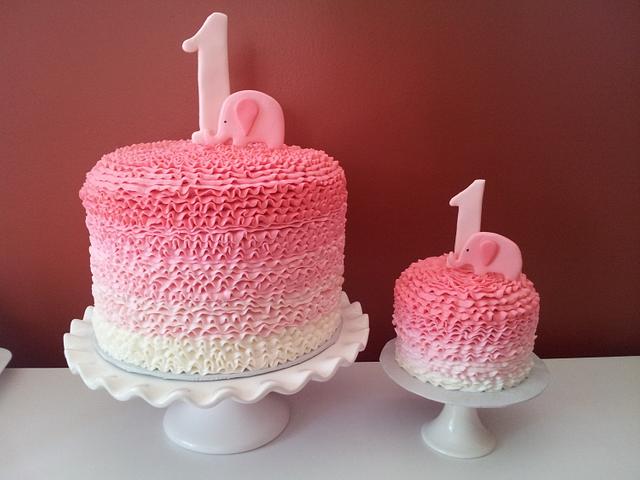 Pink Ruffle Cake - Decorated Cake by Miriam - CakesDecor