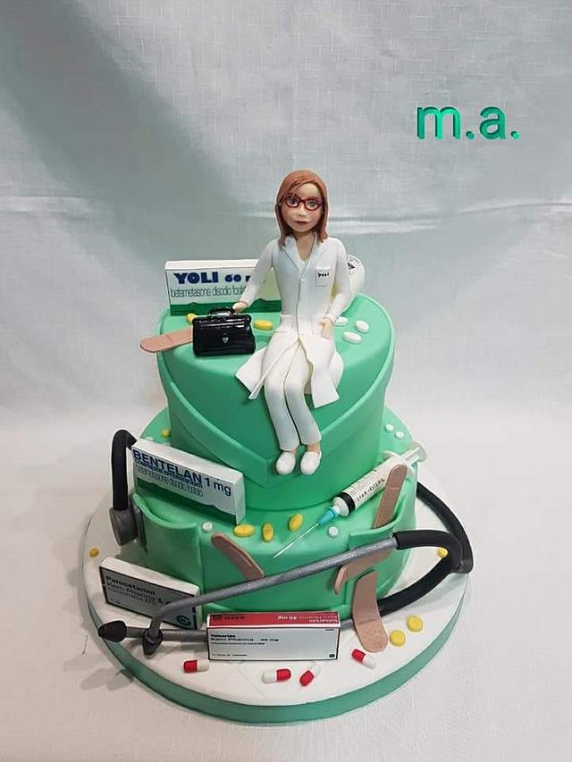 Doctor Dress Fondant Birthday Cake | Fondant cakes birthday, Doctor  birthday cake, Cake