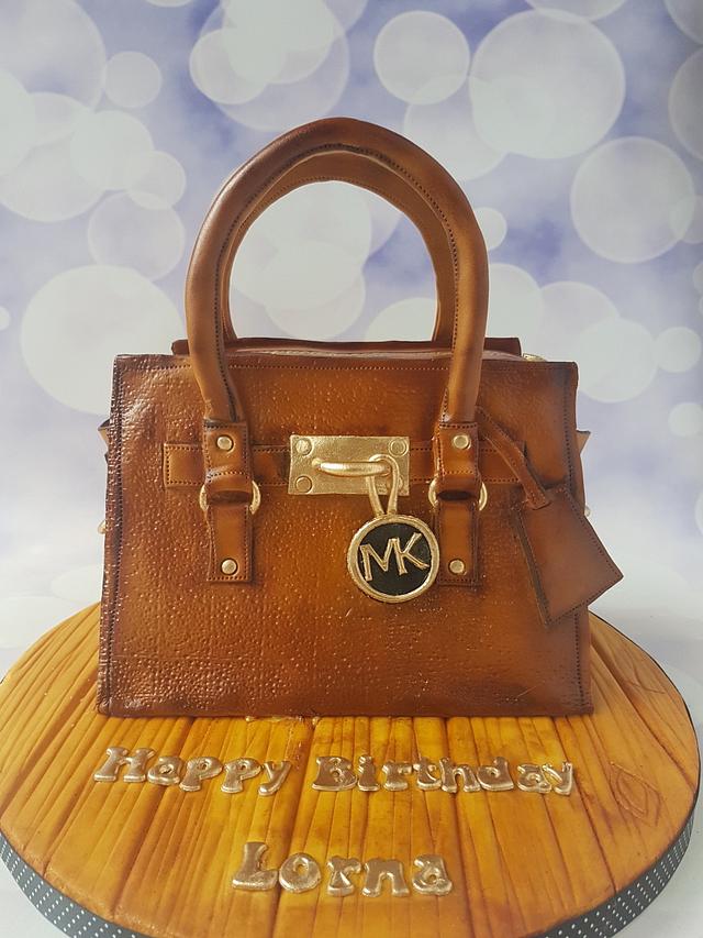Handbag cake - Decorated Cake by Jenny Dowd - CakesDecor