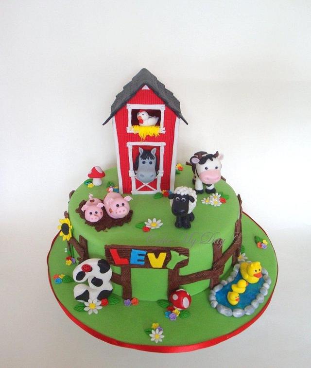 Barn cake - Cake by Cake My Day - CakesDecor