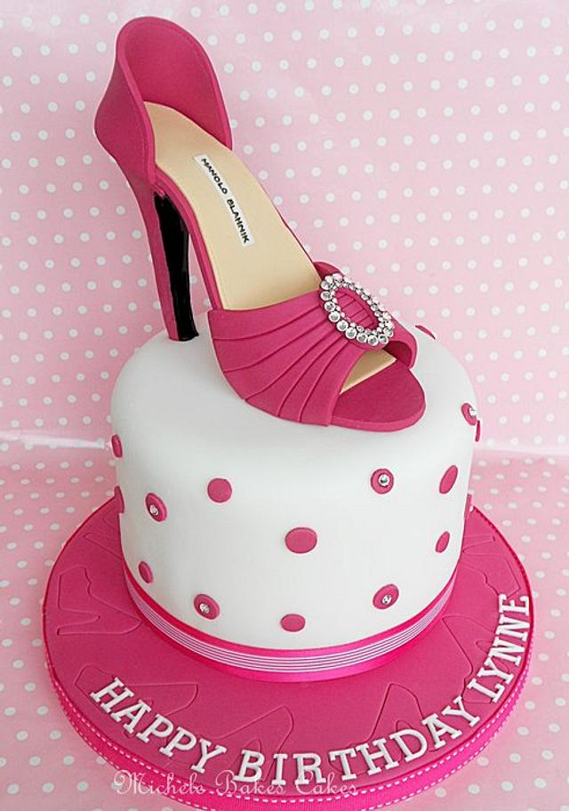 Shoe Cake Decorated Cake By Michelebakescakes Cakesdecor 