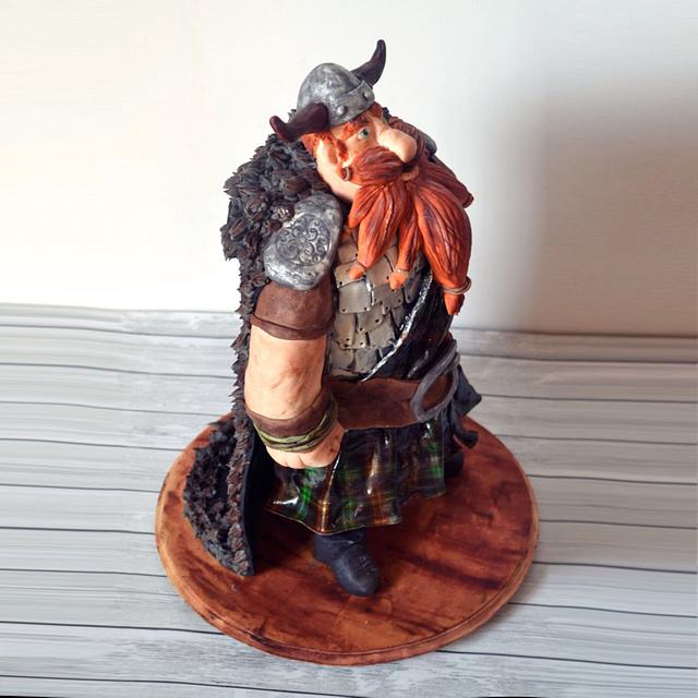 Viking inspired in Stoick from How to train your dragon. @evangeline.cakes