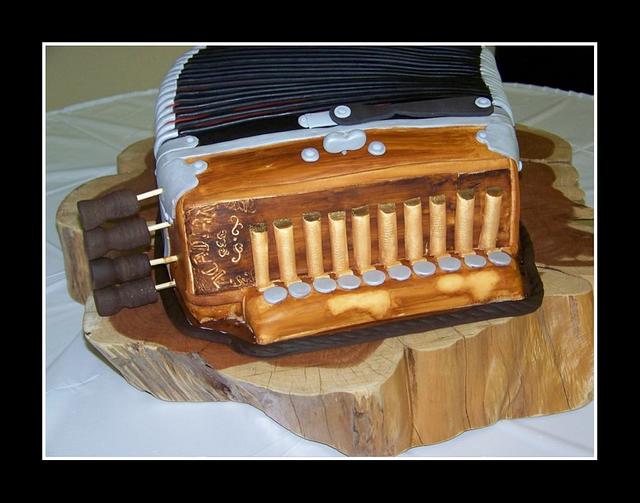Accordion cake Cake by SassyCakesandMore CakesDecor