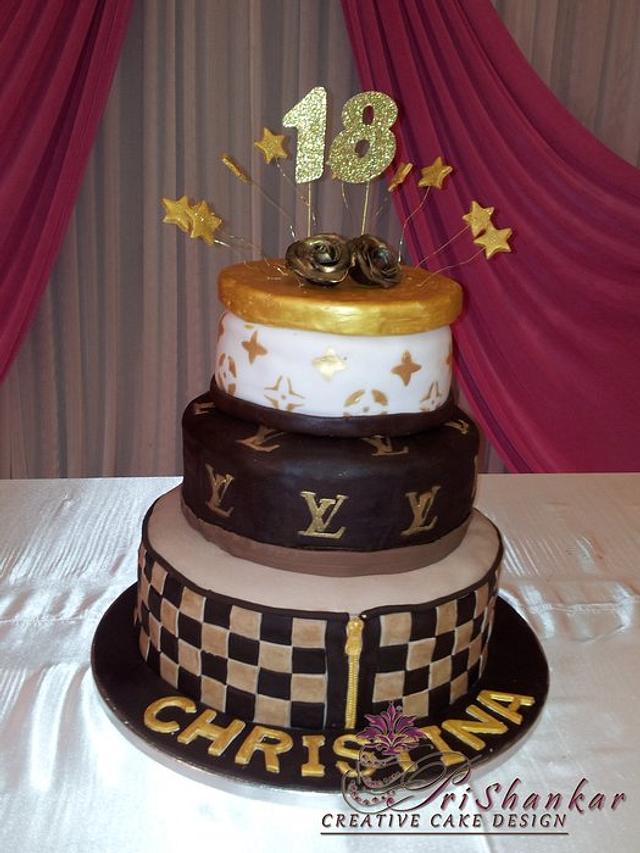 Louis Vuitton cake 😍😍 loving the neutral colour and the natural gras, cake decorating
