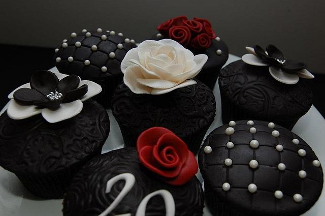 20th Anniversary Cupcakes