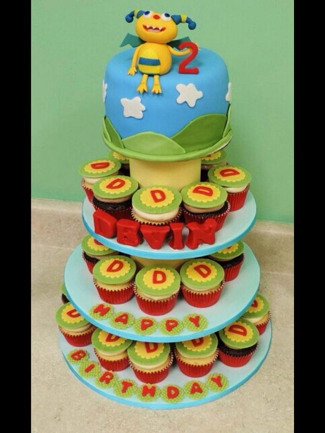 Henry Hugglemonster Decorated Cake by Rosi CakesDecor